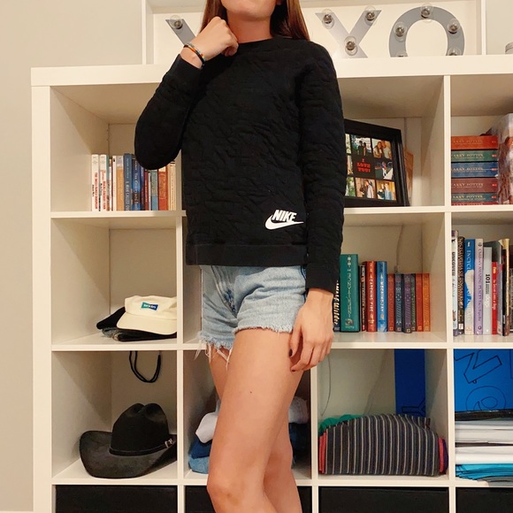 NIKE QUILTED CREWNECK SWEATER - Picture 1 of 6